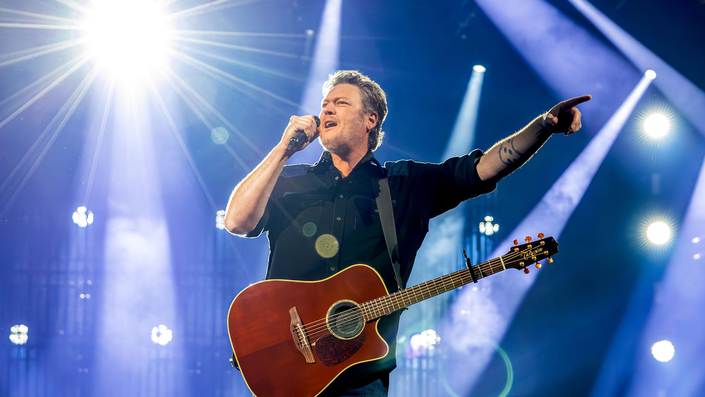 Blake Shelton: Friends & Heroes 2025